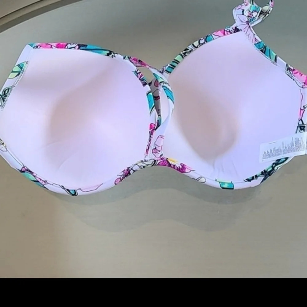 Forever 21 Plus Bikini Top White Floral Swimwear Size 0X XL NWT - Picture 2 of 6